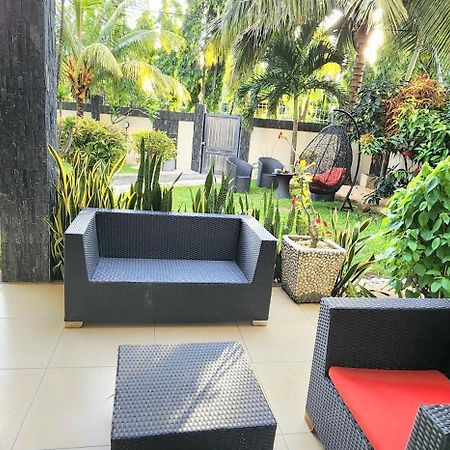 Number 1, Ground Floor Apartment Pereybere Beach Bagian luar foto