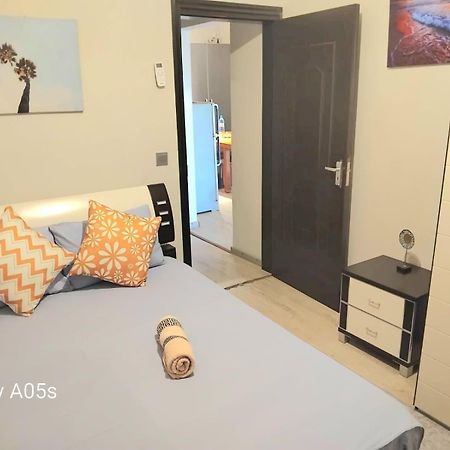 Number 1, Ground Floor Apartment Pereybere Beach Bagian luar foto