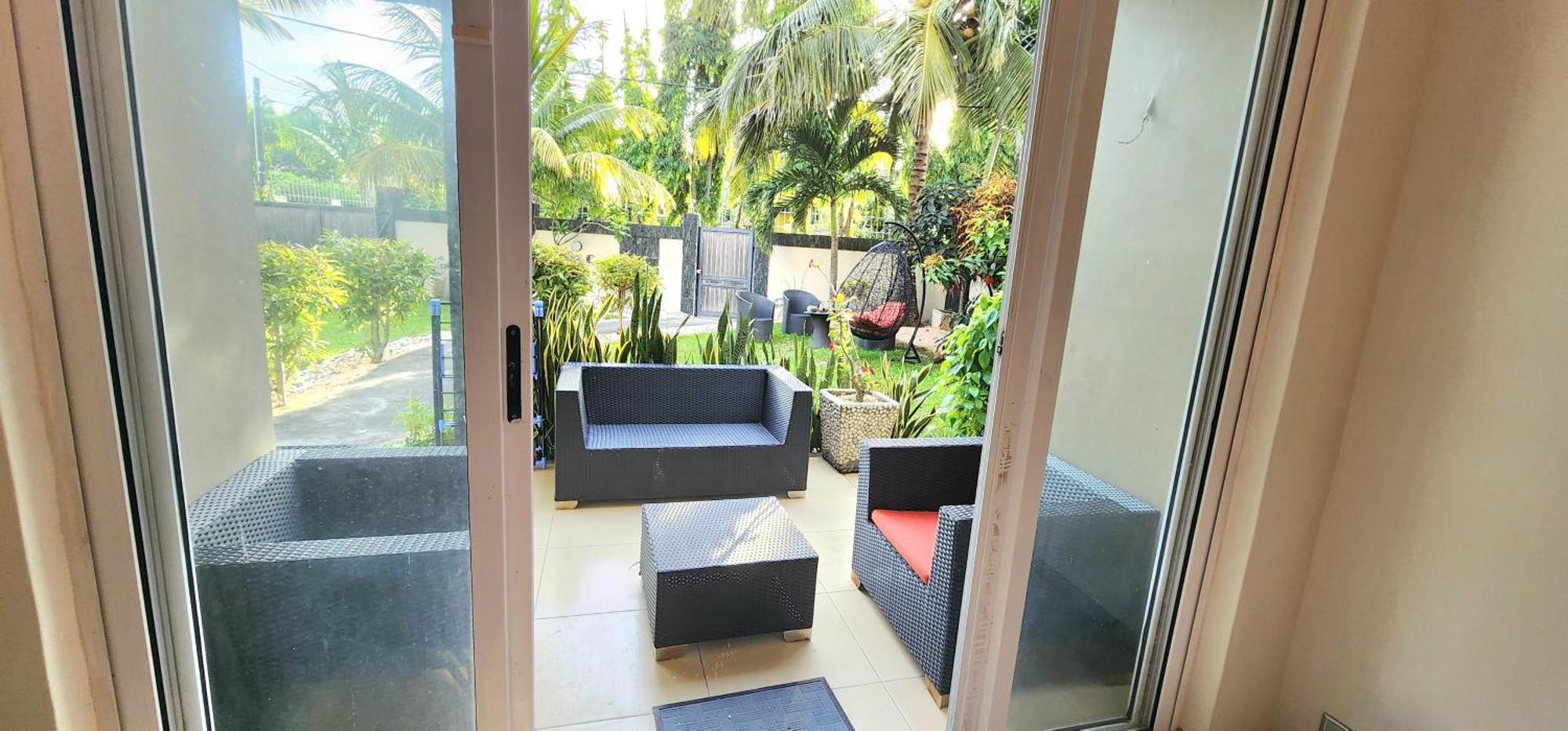 Number 1, Ground Floor Apartment Pereybere Beach Bagian luar foto
