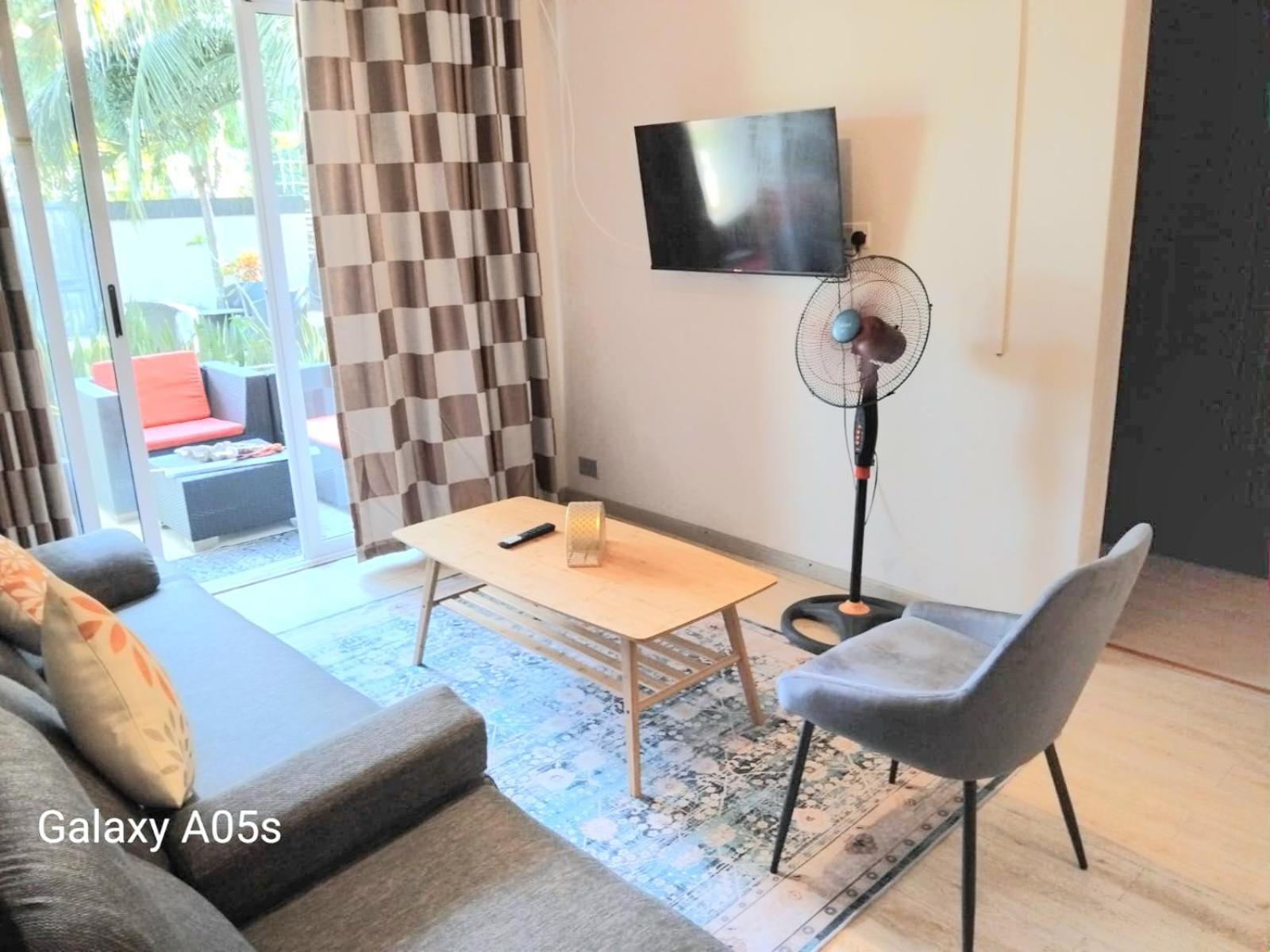 Number 1, Ground Floor Apartment Pereybere Beach Bagian luar foto